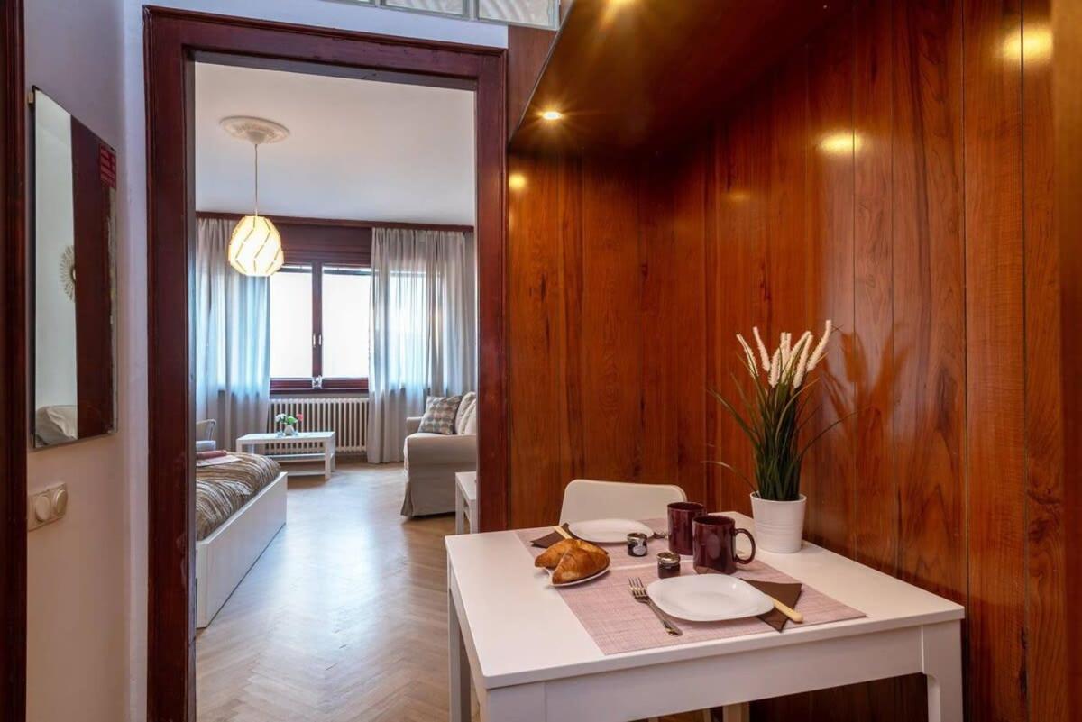 Convenient Apartment In The Heart Of Downtown Budapest Bagian luar foto